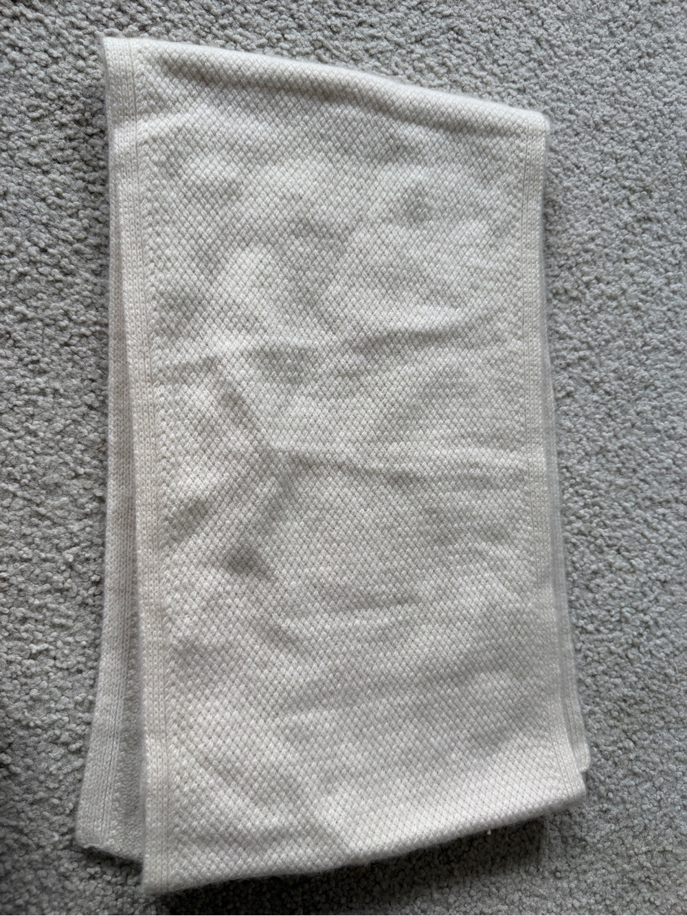 Garnet Hill cream beige cashmere scarf